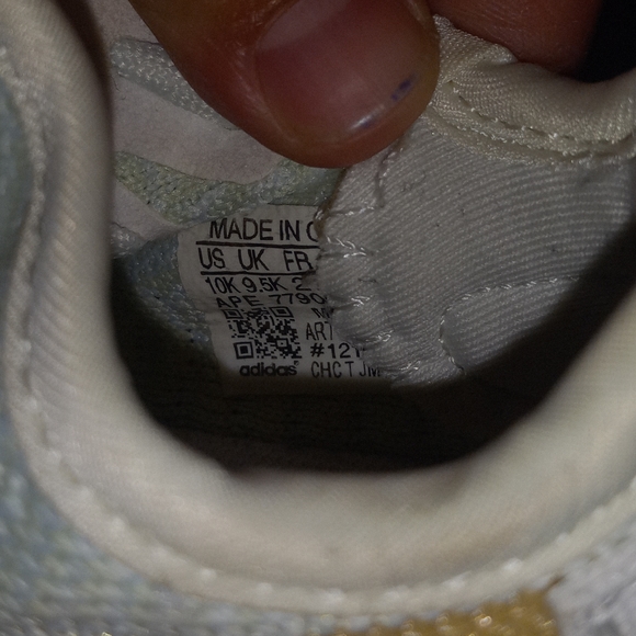Adidas Yeezy boost toddler main image 0